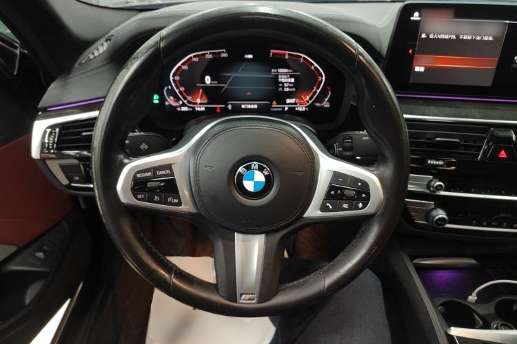 Used BMW 5 Series 2021 525Li M Sport Package Steering Wheel