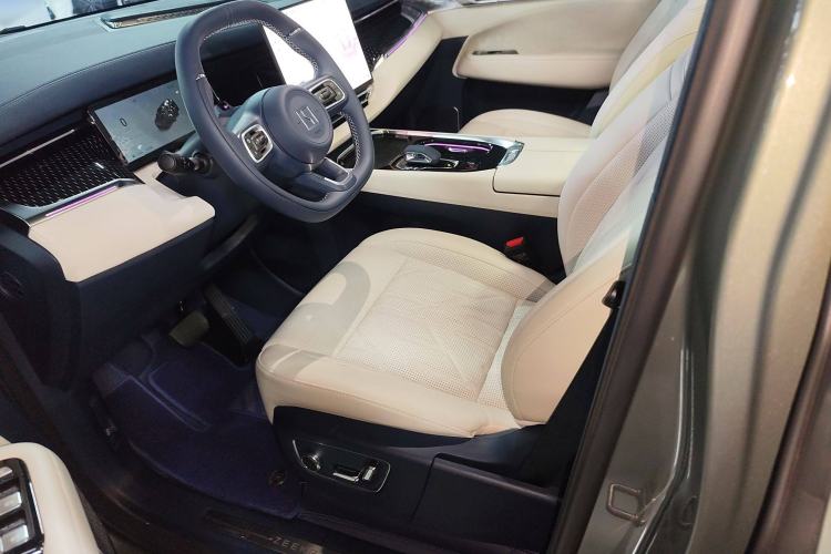 Used Zeekr 009 2024 Six-Seat Executive Version 4WD 108 kWh
