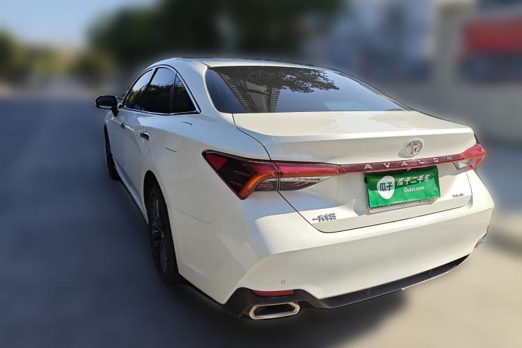 Used Toyota Avalon 2019 2.0L XLE Premium Edition China VI