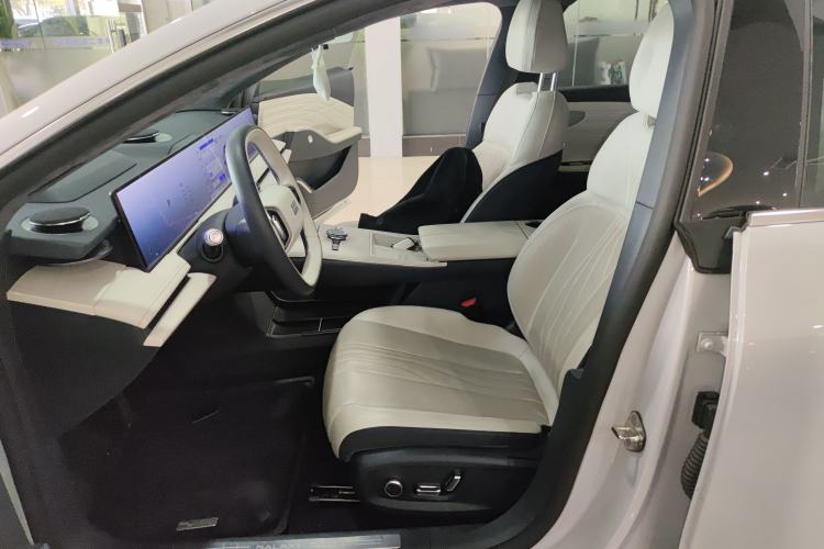 Used Geely Galaxy E8 2024 550 km Range Rear-Drive MAX