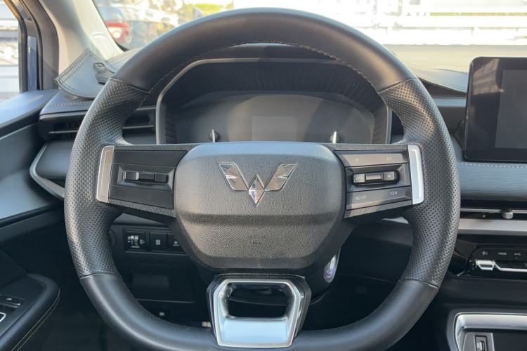 Used Wuling Jiachen 2022 1.5T Manual Comfort & Dynamic Version