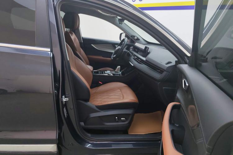 Used Chery Tiggo 8 PLUS 2022 290TGDI DCT Luxury Edition+
