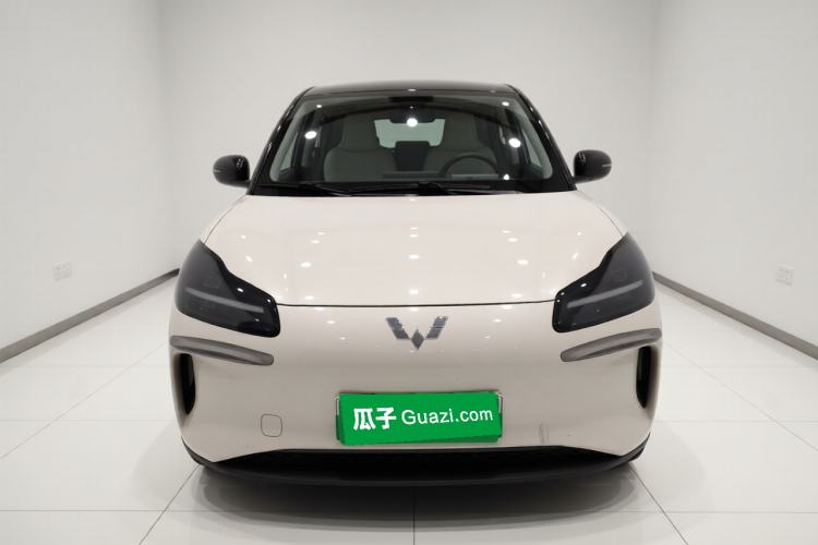 Used Wuling Bingo PLUS 2024 330 km Range Five-Seater Version Front