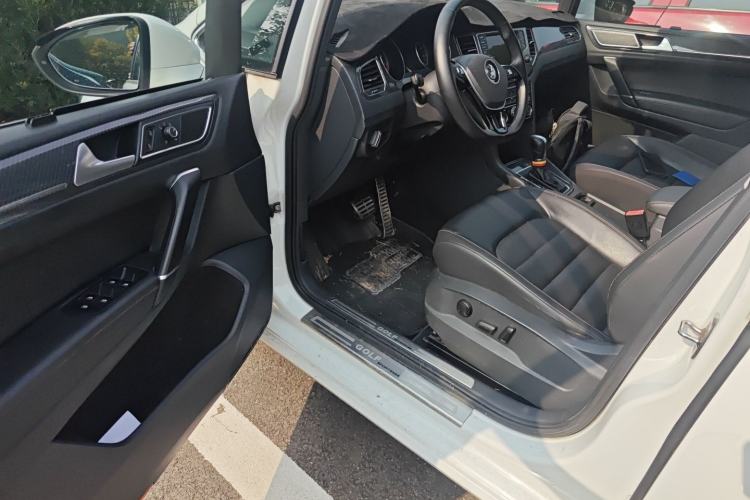 Used Volkswagen Golf Sportsvan 2016 280TSI Automatic Luxury Model
