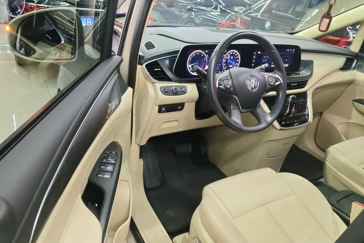 Used Buick GL8 2022 ES Landtrek 653T Luxury Edition