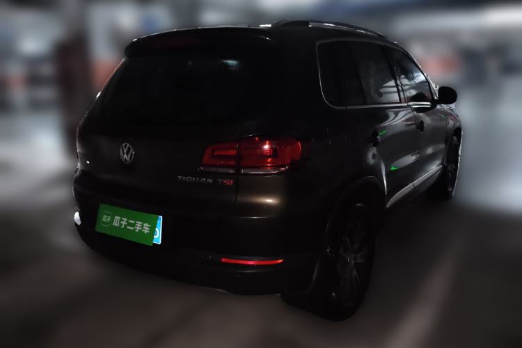 Used Volkswagen Tiguan L 2015 1.8TSI Automatic Two-Wheel Drive Luxury Model
