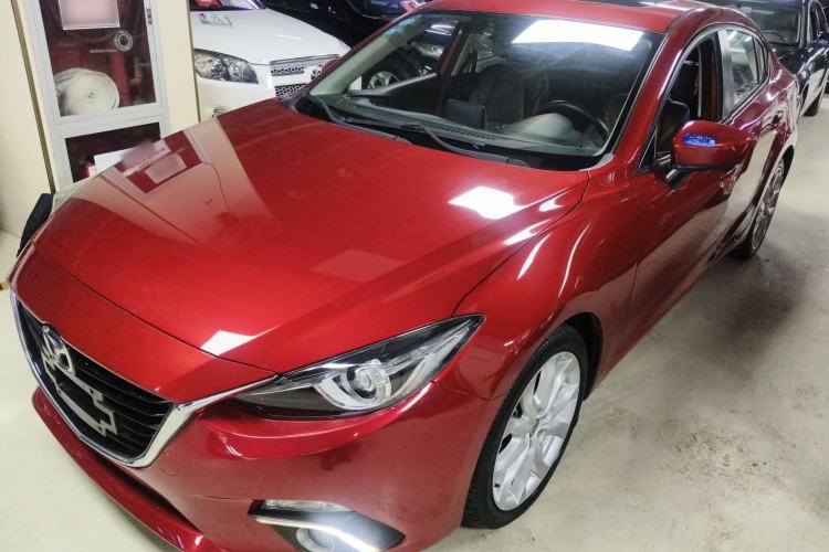 Used Mazda 3 Axela 2016 Sedan 2.0L Automatic Sport Model