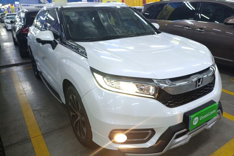 Used Honda Avancier 2017 240TURBO Two-Wheel Drive Luxury Edition Front Right 45 Deg