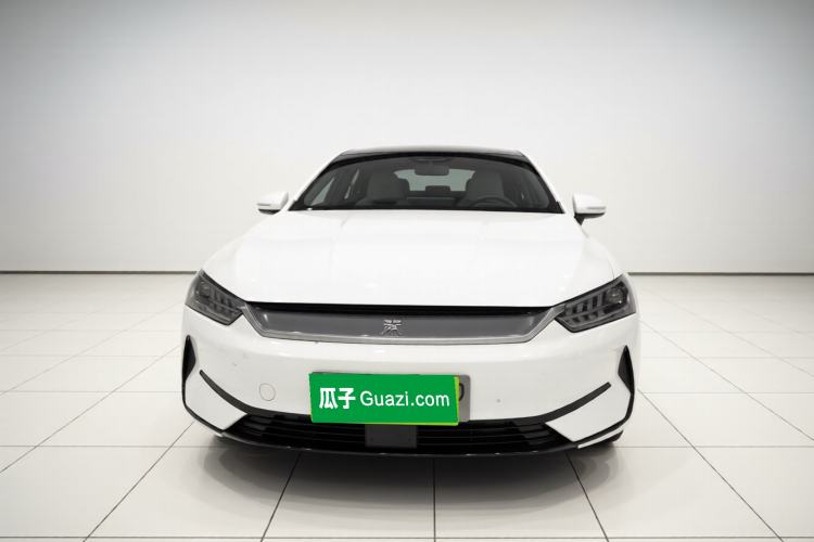 Used BYD Qin PLUS 2024 Honor Edition EV 510KM Leading Model
