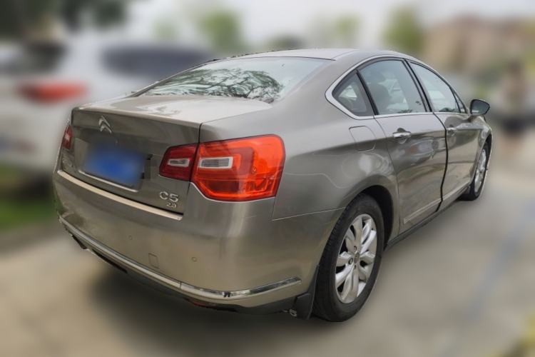 Used Citroen C5 2013 2.3L Automatic Zunyu Model Rear Right 45 Deg