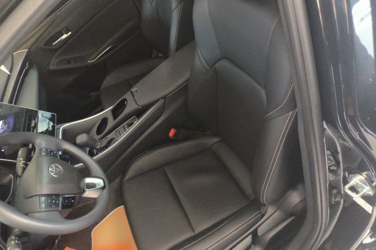 Used Toyota Avalon 2024 2.0L Ambition Edition
