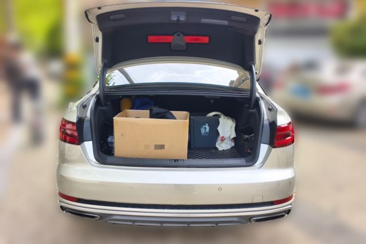 Used Audi A4L 2019 40 TFSI Fashion Edition China VI Emission Standard
