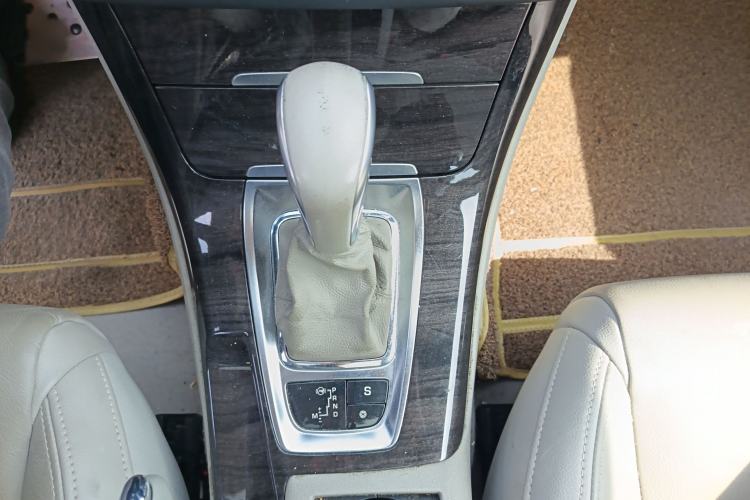 Used Citroen C5 2013 2.0L Automatic Luxury Model Gear Lever