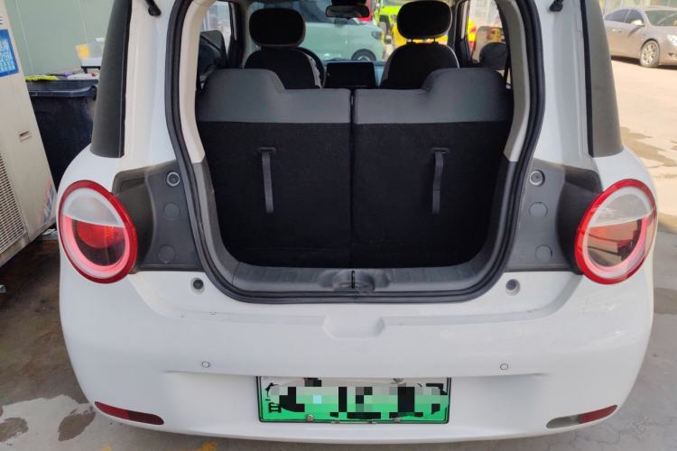 Used CHANGAN NEVO Lumin 2023 301km Honey Dew Edition
