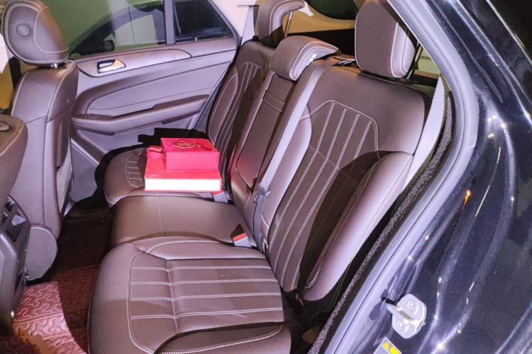 Used Mercedes-Benz GLE 2015 GLE 400 4MATIC Left Rear Seat