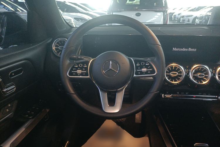 Used Mercedes-Benz GLB 2021 GLB 200 Fashion Model Steering Wheel