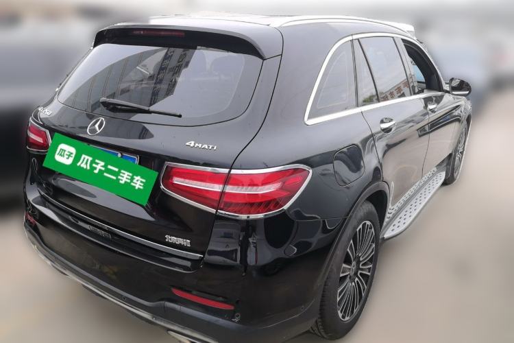 Used Mercedes-Benz GLC 2019 GLC 260 L 4MATIC Dynamic Model Rear Right 45 Deg