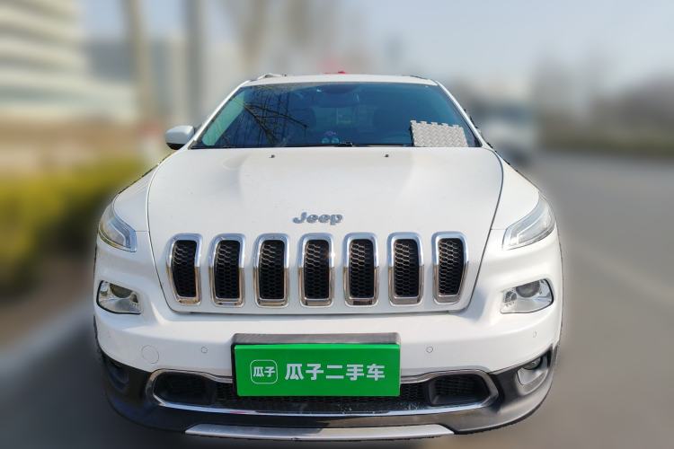 Used Jeep Cherokee 2016 2.4L Professional Smart Version