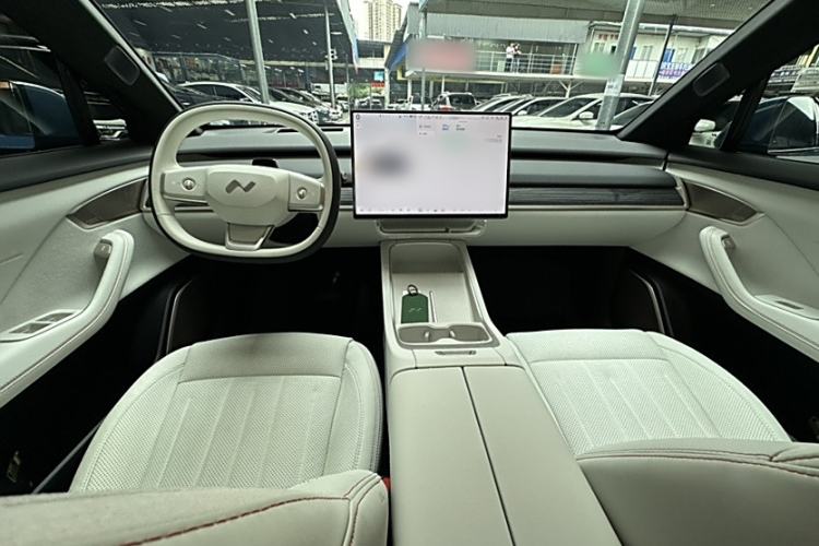 Used ONVO L60 2024 60 kWh Rear-Drive Version