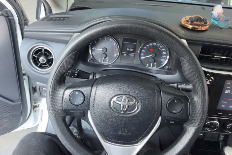 Used Toyota Corolla 2017 Revised Version 1.2T S-CVT GL-i
