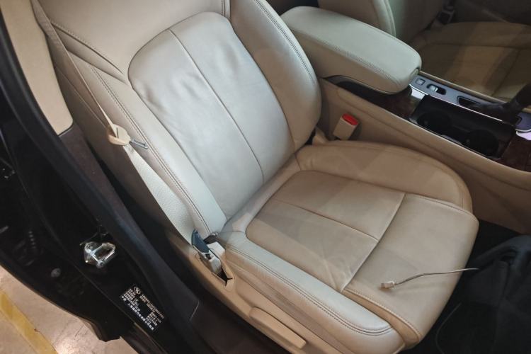 Used Buick LaCrosse 2013 2.4L SIDI Leading Comfort Version