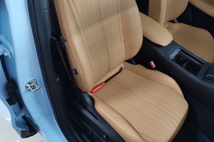 Used Geely Galaxy L7 2023 1.5T 115 km MAX Right Front Seat