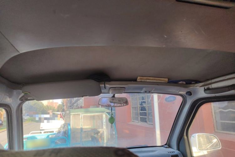 Used BAIC Weiwang 306 2011 1.3L base model 7 seats Headliner