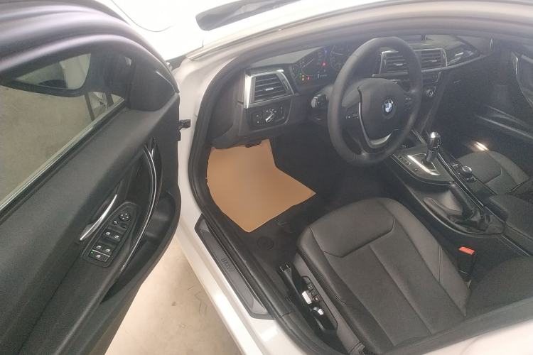 Used BMW 3 Series 2017 318Li Fashion Model