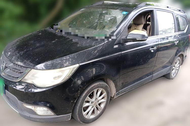 Used Baojun 730 2014 1.5L manual Comfort version 7 seats