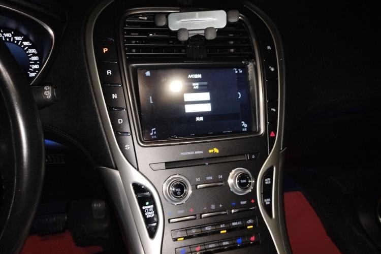 Used Lincoln MKX 2015 2.0T Four-Wheel Drive Luxury Edition
