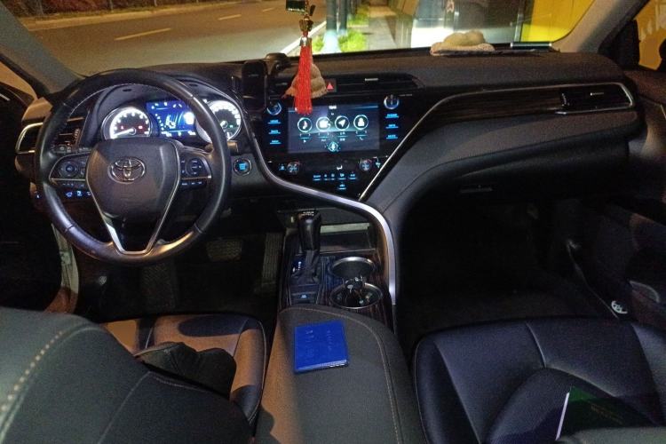 Used Toyota Camry 2019 Revised Version 2.0G Luxury Edition