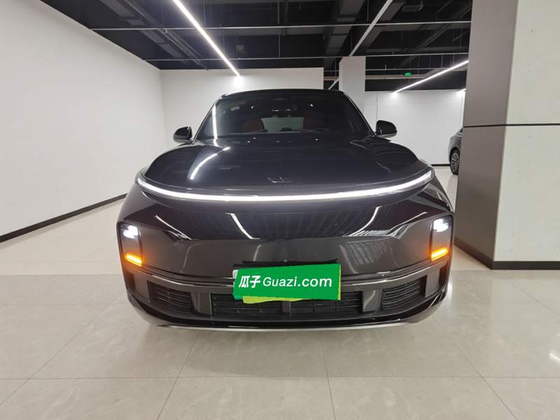 Used Li Auto L8 2023 Pro Model — 2