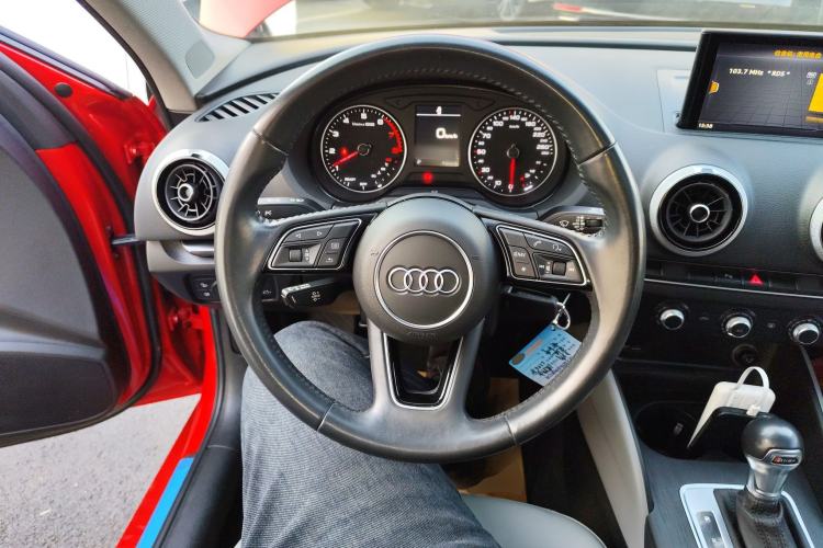 Used Audi A3 2020 Limousine 35 TFSI Fashion Edition China VI Emission Standard
