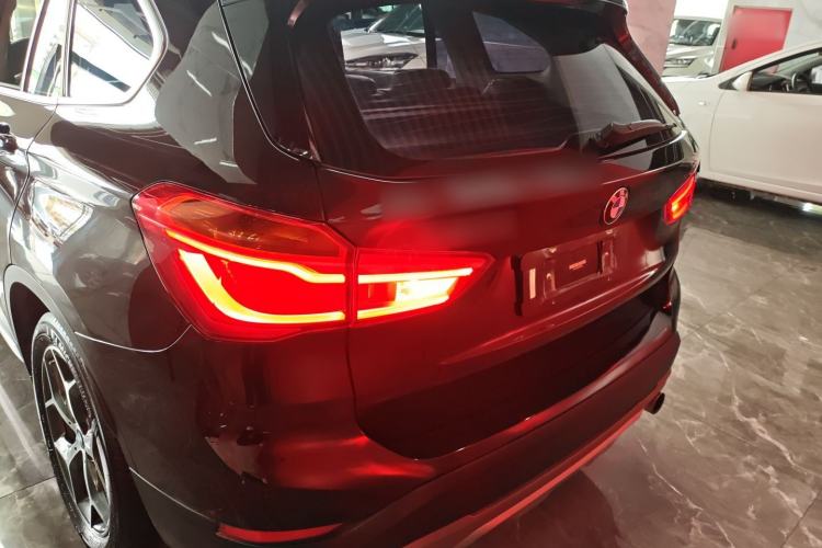 Used BMW X1 2016 xDrive20Li Luxury Model
