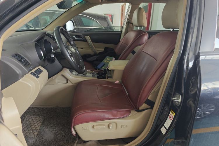 Used Toyota Highlander 2011 2.7L Two-Wheel Drive 7-Seater Luxury Navigation Edition