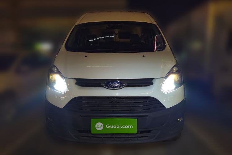 Used Ford Transit 2023 2.0T Gasoline Automatic Multi-Function Commercial Vehicle Short Wheelbase Mid-Roof Design 5/6 Seats
