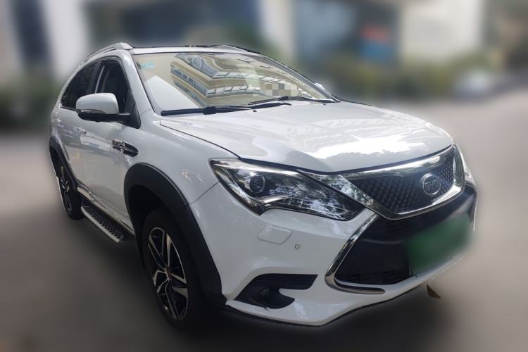 Used BYD Tang New Energy 2015 2.0T Four-Wheel-Drive Flagship Model