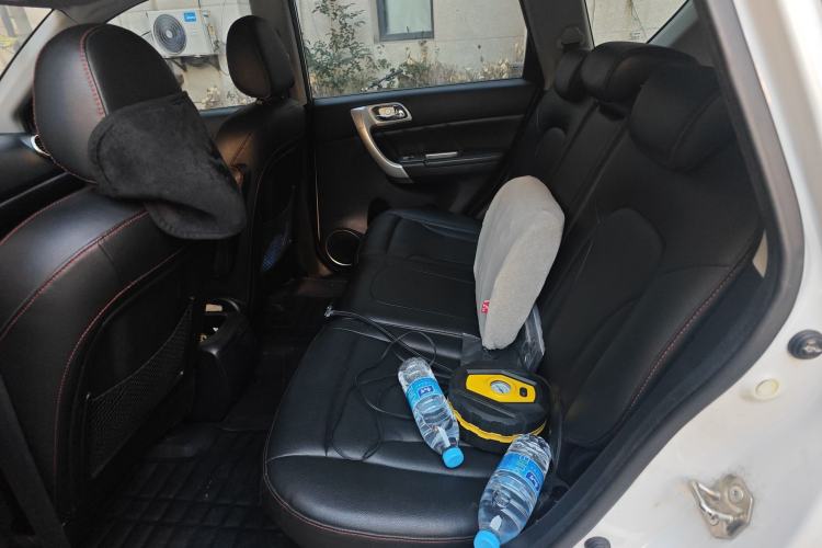 Used Haval H6 2015 Upgraded Model 1.5T Manual Two-Wheel Drive Elite Version