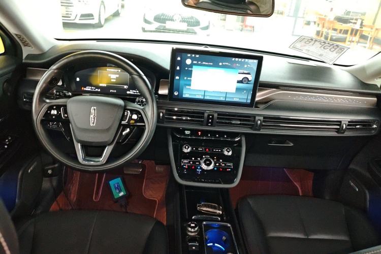 Used Lincoln Corsair New Energy 2021 PHEV Four-Wheel Drive e-Style Edition Center Console