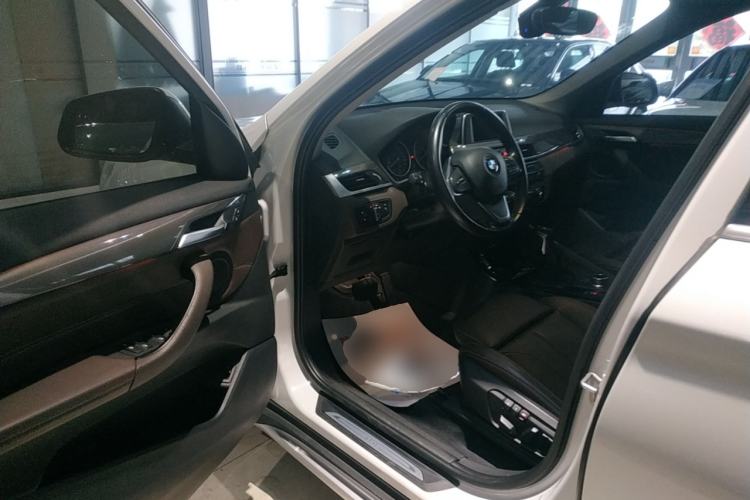 Used BMW X1 2018 xDrive20Li Luxury Edition
