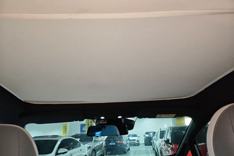 Used AION Y 2022 Plus 70 Tech Edition