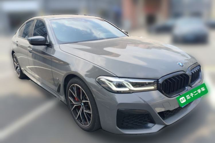 Used BMW 5 Series 2022 Restyled 530i Sport Line with M Sport Package Front Right 45 Deg