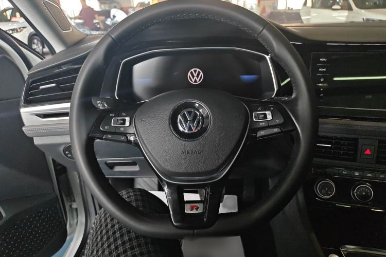 Used Volkswagen Sagitar 2021 280TSI DSG Excellence Edition Steering Wheel