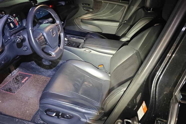 Used Lexus LS 2018 500h Premier Edition China V Standard
