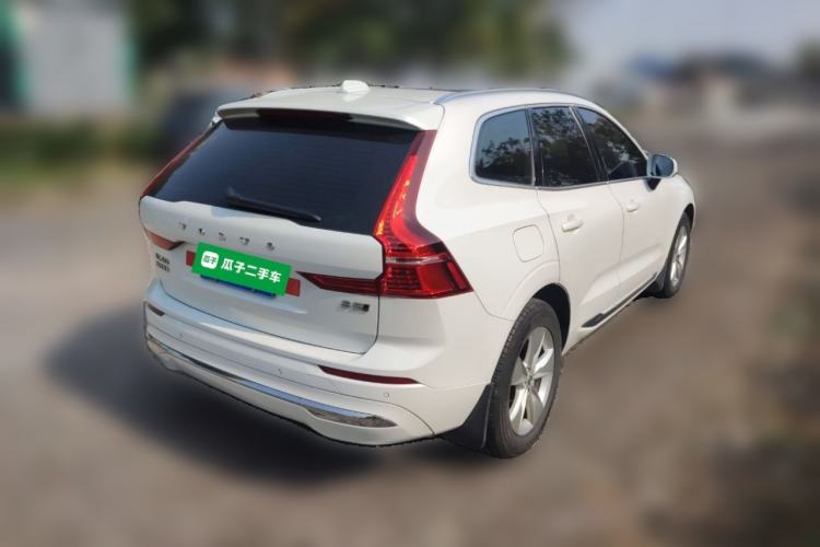 Used Volvo XC60 2022 B5 4x4 Zhiyi Luxury Edition
