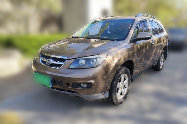 Used BYD S6 2012 2.0L Manual Luxury Version