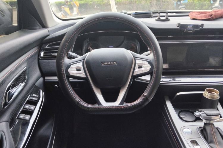 Used CHANGAN OSHAN X7 2020 1.5T Automatic Luxury Model Steering Wheel