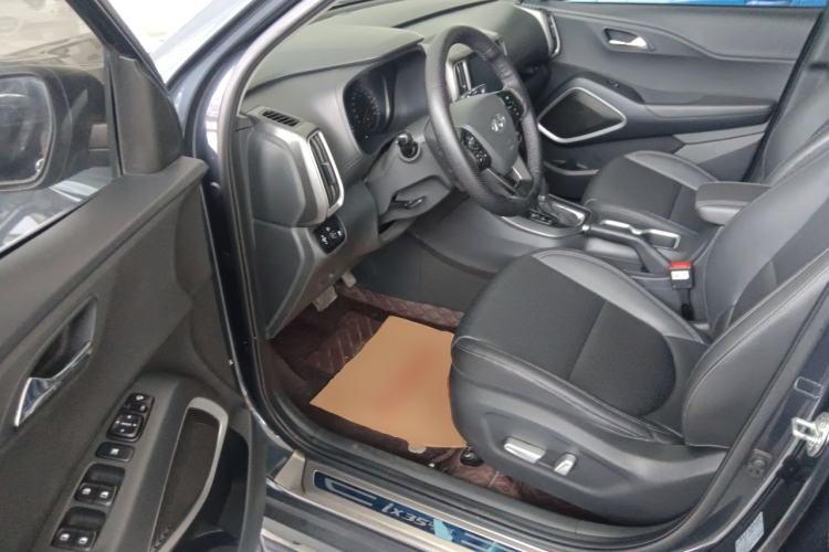 Used Hyundai ix35 2019 2.0L Automatic 2WD Zhiyong·Changxiang Edition China V Standard
