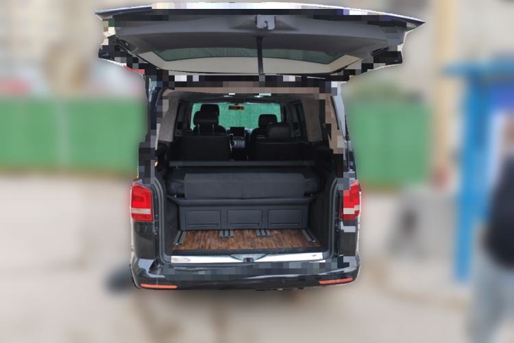 Used Volkswagen Multivan 2012 2.0 TSI Two-Wheel-Drive Luxury Edition