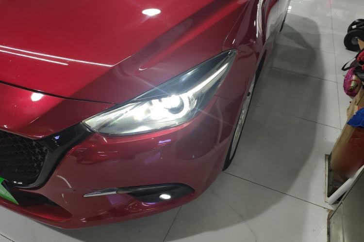 Used Mazda 3 Axela 2017 Sedan 2.0L Automatic Prestige Model China V Standard Left Front Headlight